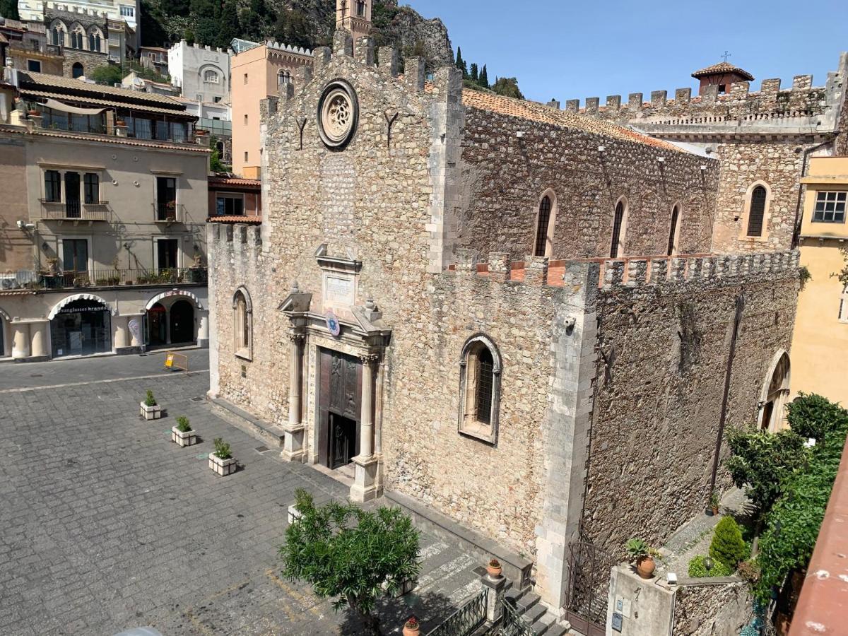 Апартаменты Casa Antica Savoia Таормина Экстерьер фото